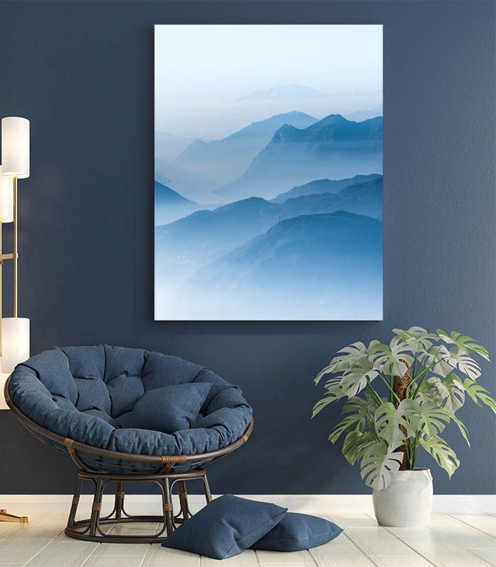 Картина блакитні гори в тумані