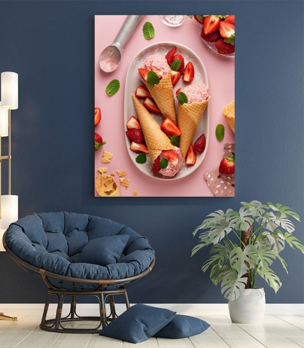 Картина морозиво з ягодами Картина морозиво з ягодами