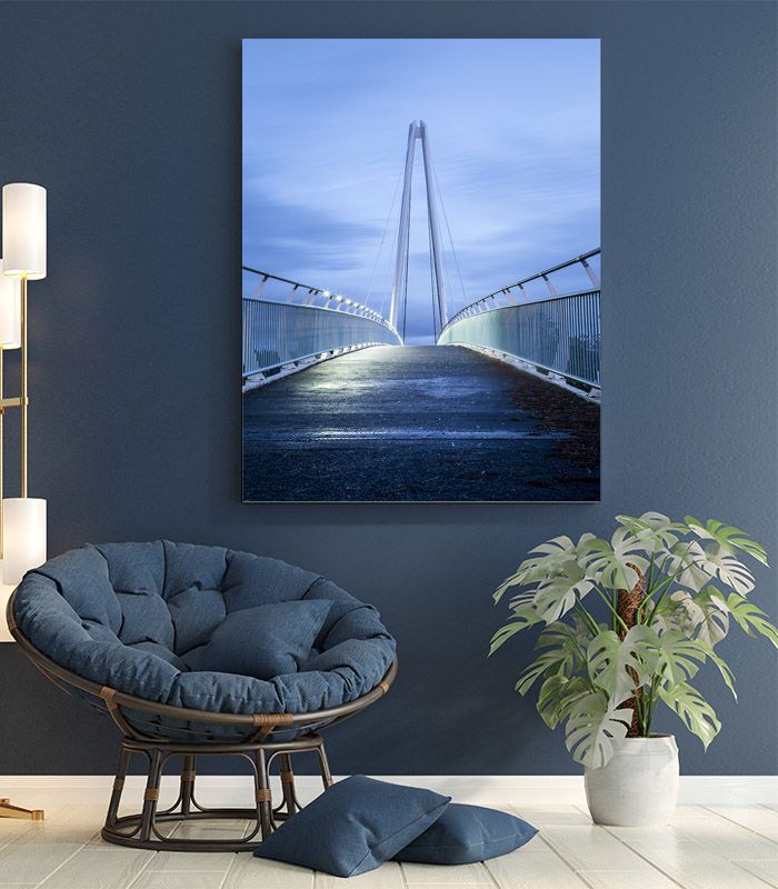 Картина на мосту