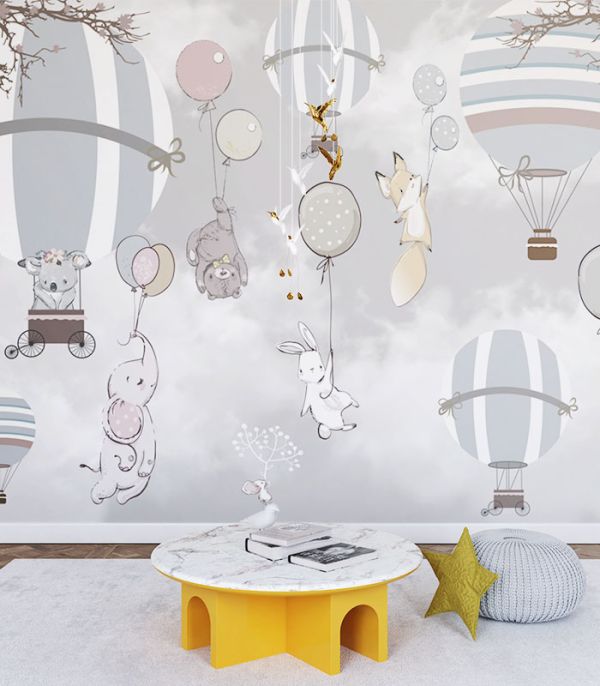 Принт на флізеліні з тваринами та повіртяними кулями Принт на флізеліні з тваринами та повіртяними кулями